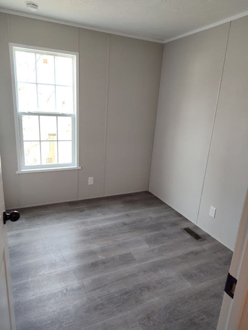 Muncie Apartment: 5600 W. Kilgore Avenue