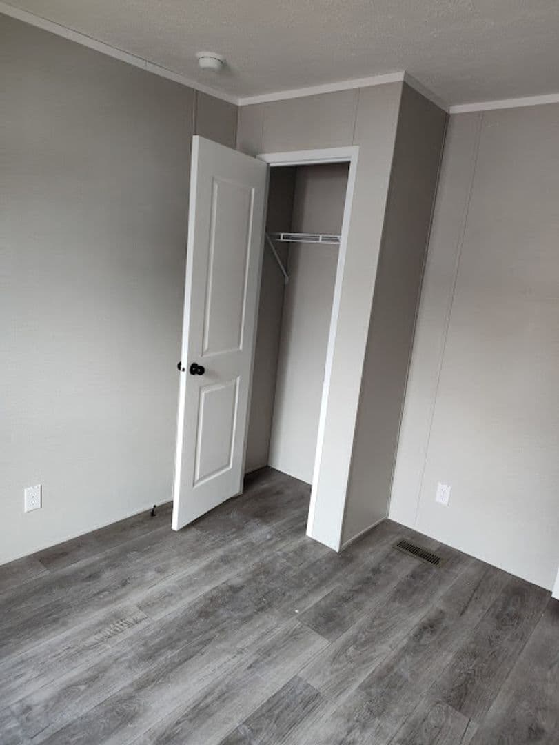 Muncie Apartment: 5600 W. Kilgore Avenue