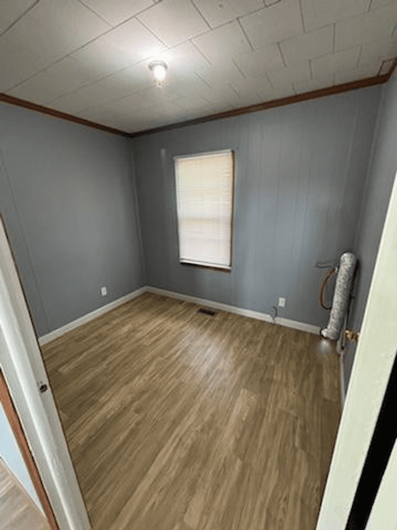 Muncie Apartment: 5600 W. Kilgore Avenue