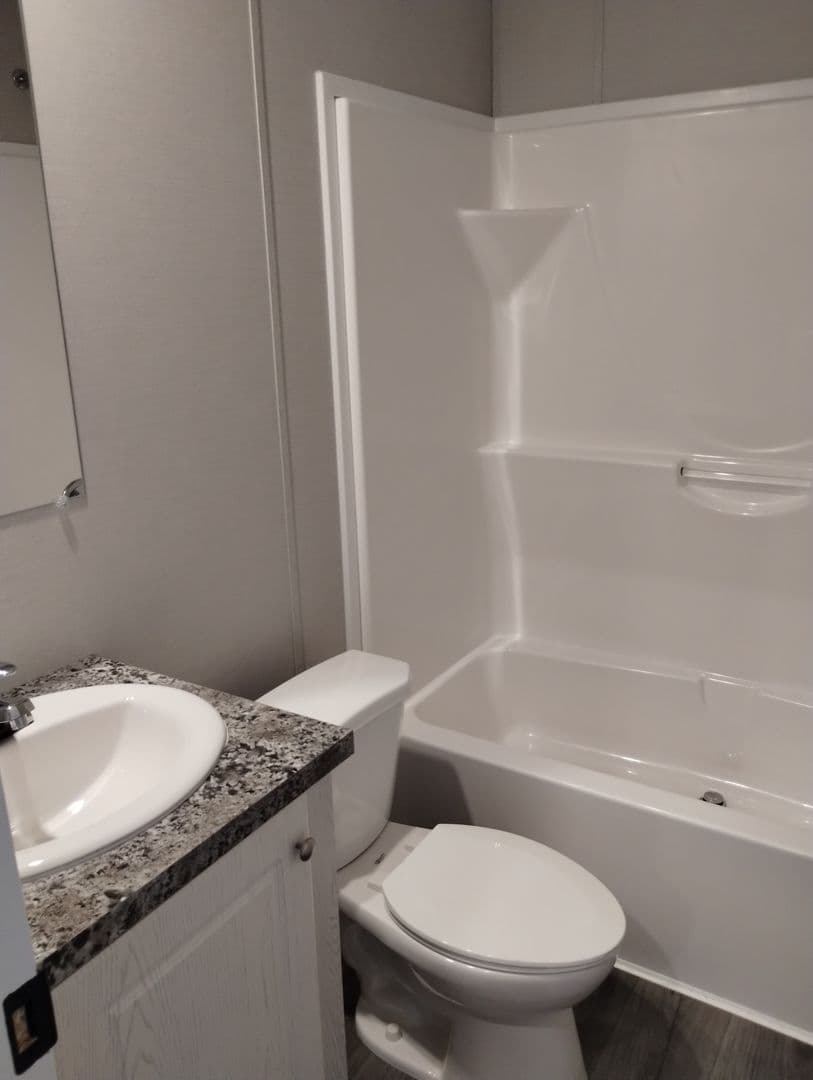 Muncie Apartment: 5600 W. Kilgore Avenue