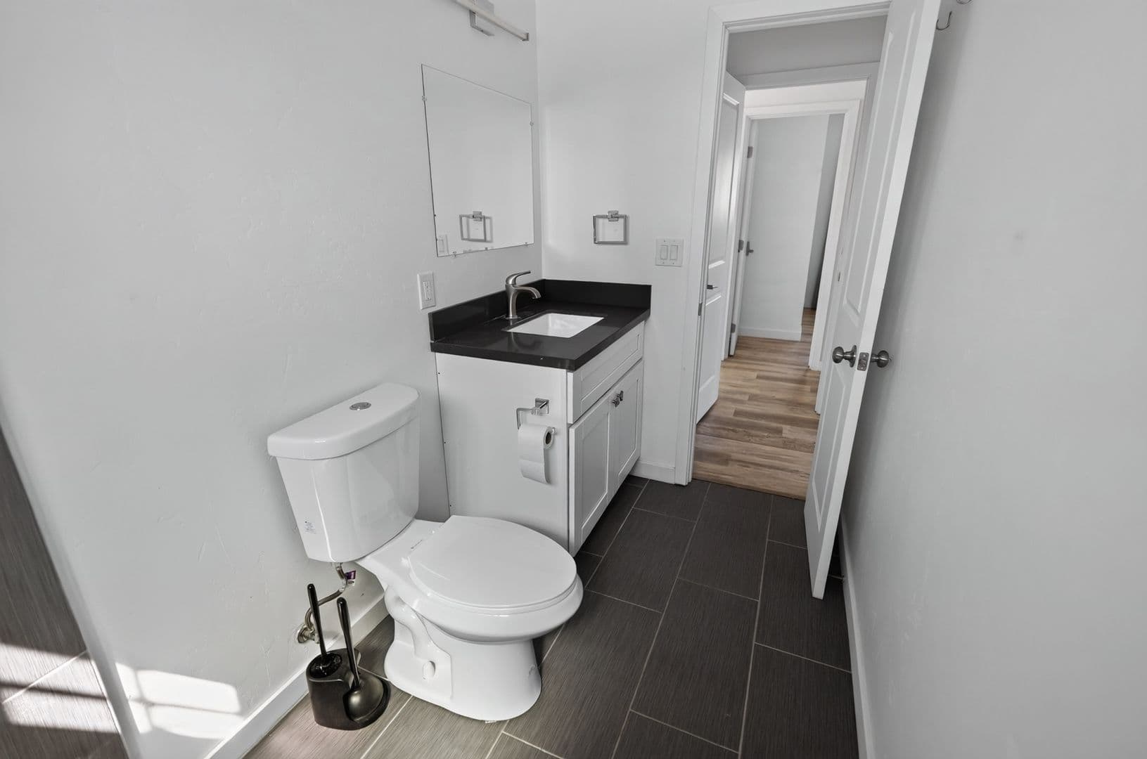 San Diego House: 4525 Thorn Street