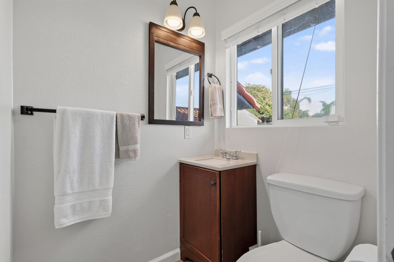 San Diego House: 832 Alvin Street