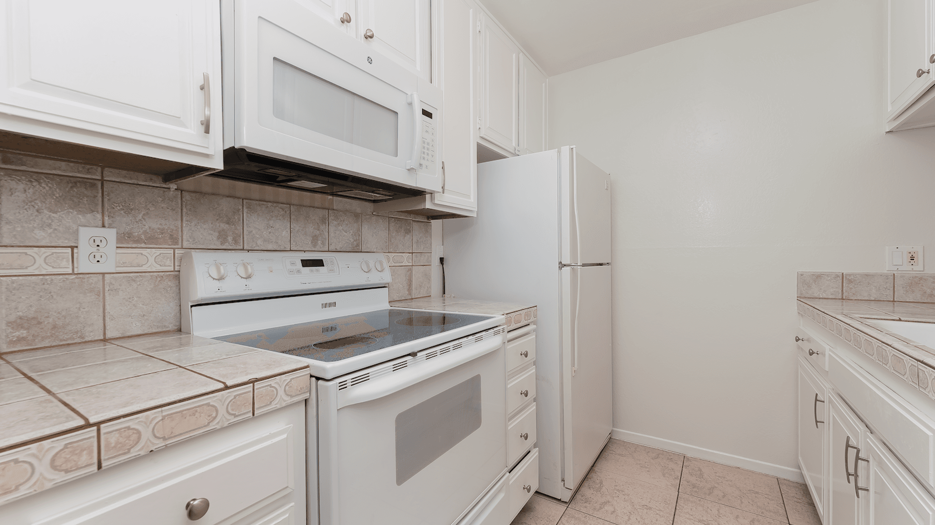 Oceanside Condo: 999 North Pacific Street, A107