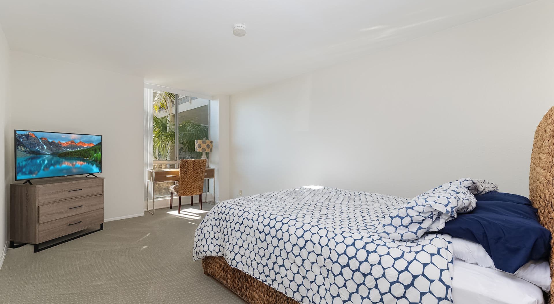 Oceanside Condo: 999 North Pacific Street, A107