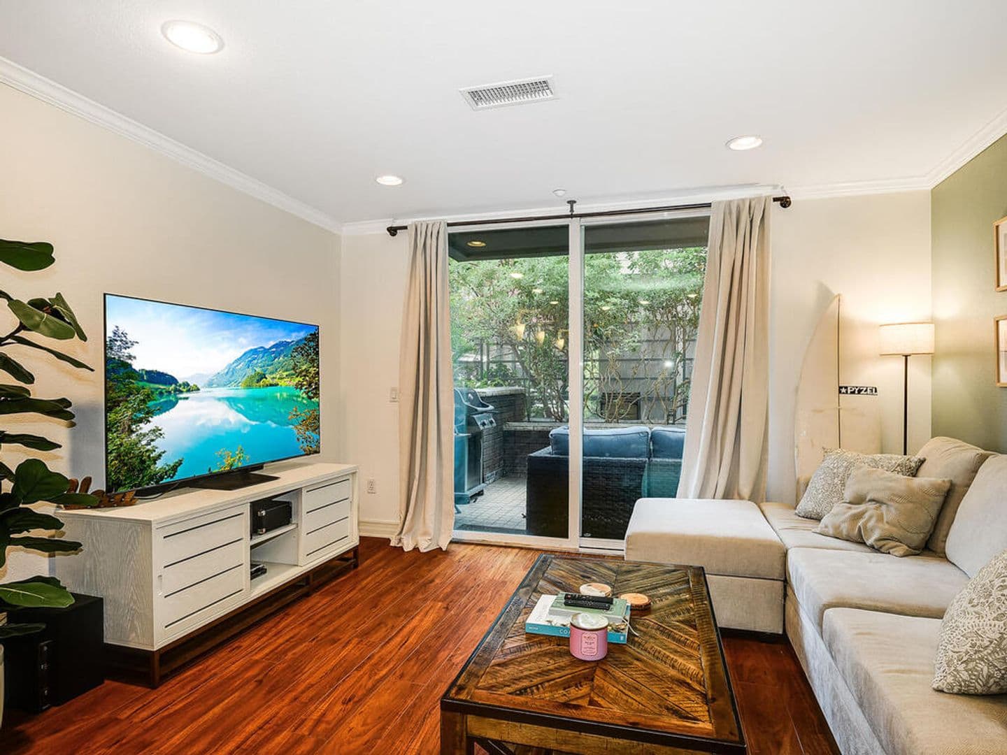 San Diego Condo: 1225 Island Ave #110