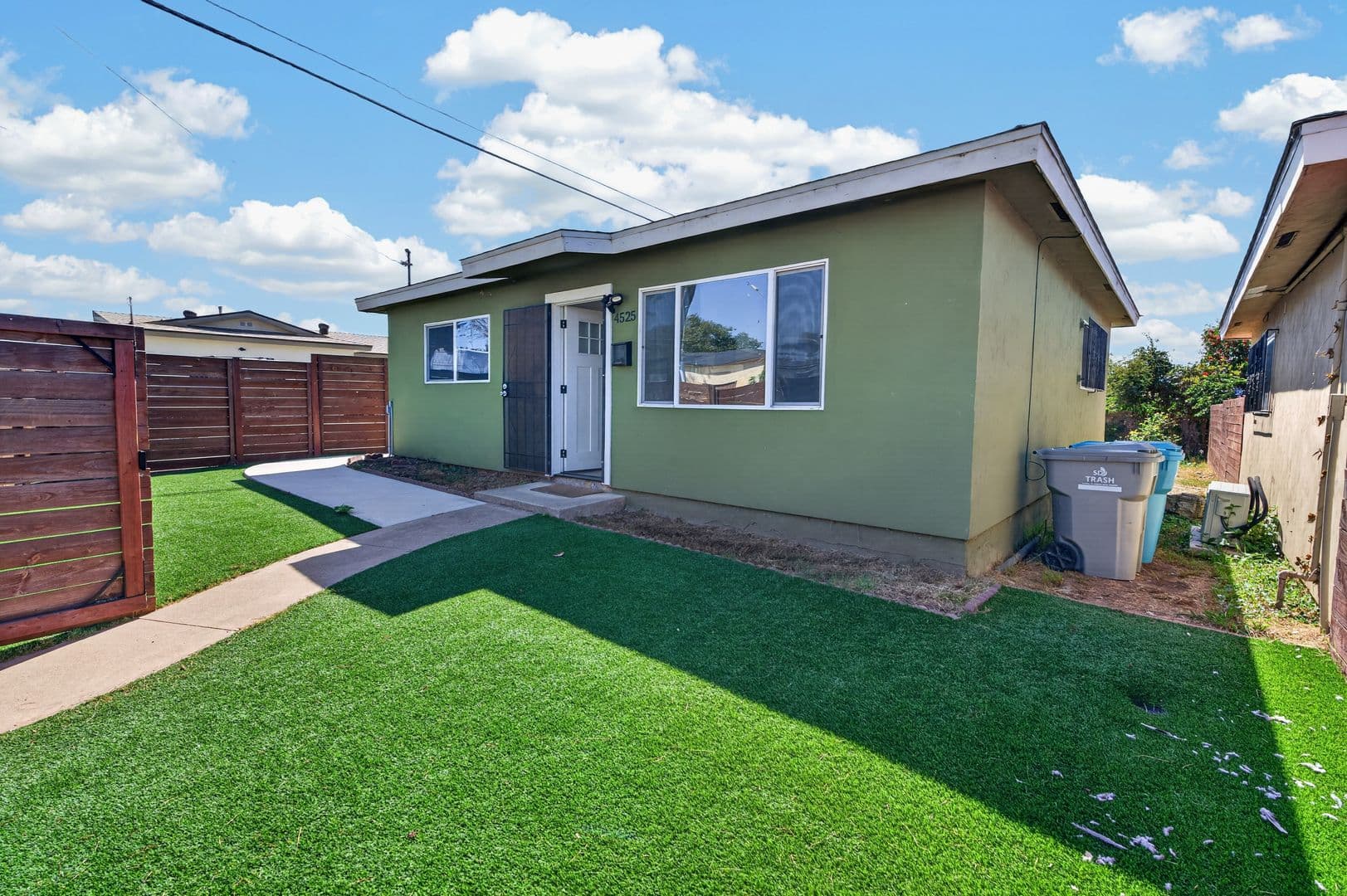 San Diego House: 4525 Thorn Street