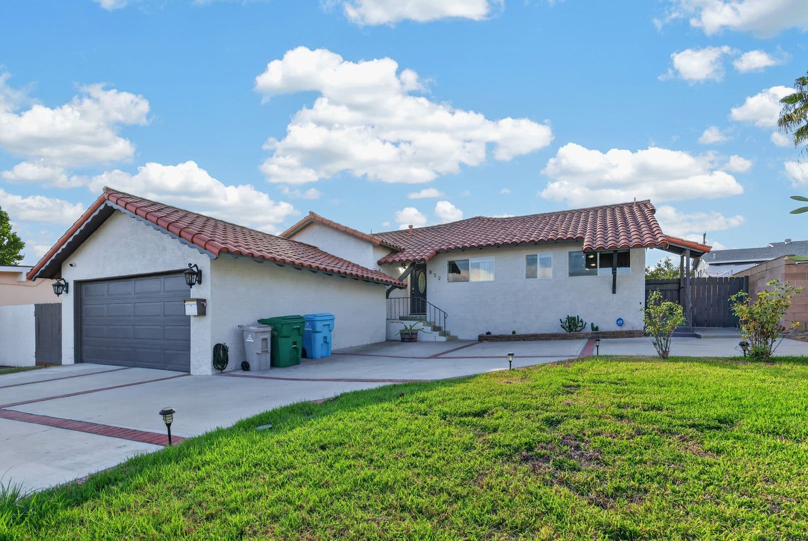 San Diego House: 832 Alvin Street