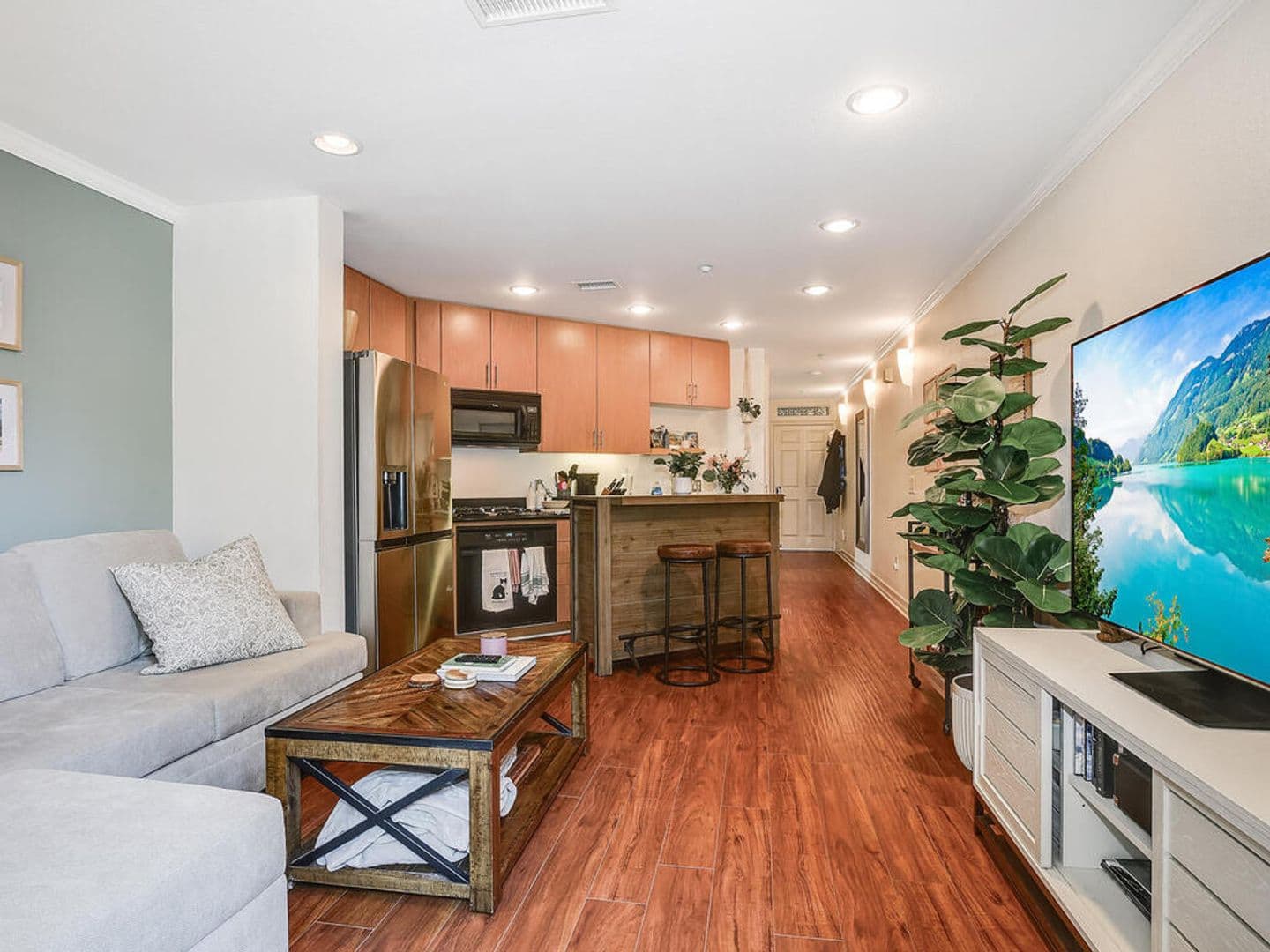 San Diego Condo: 1225 Island Ave #110