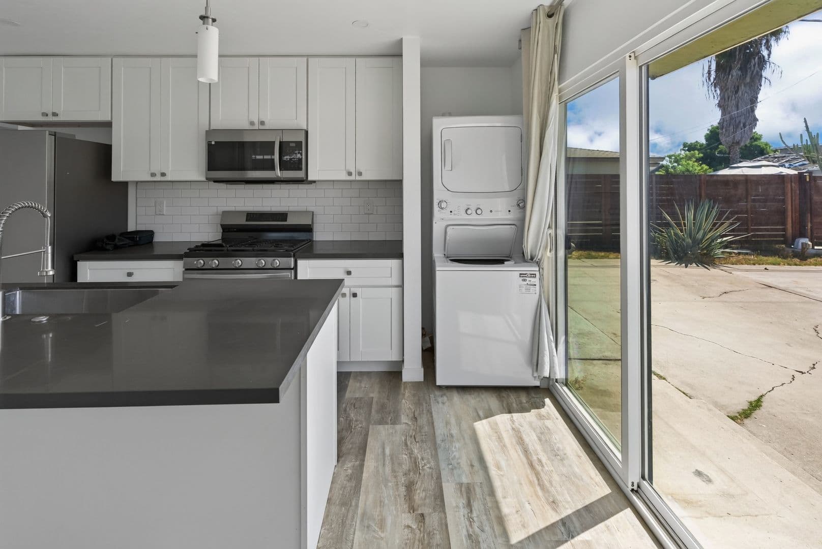 San Diego House: 4525 Thorn Street