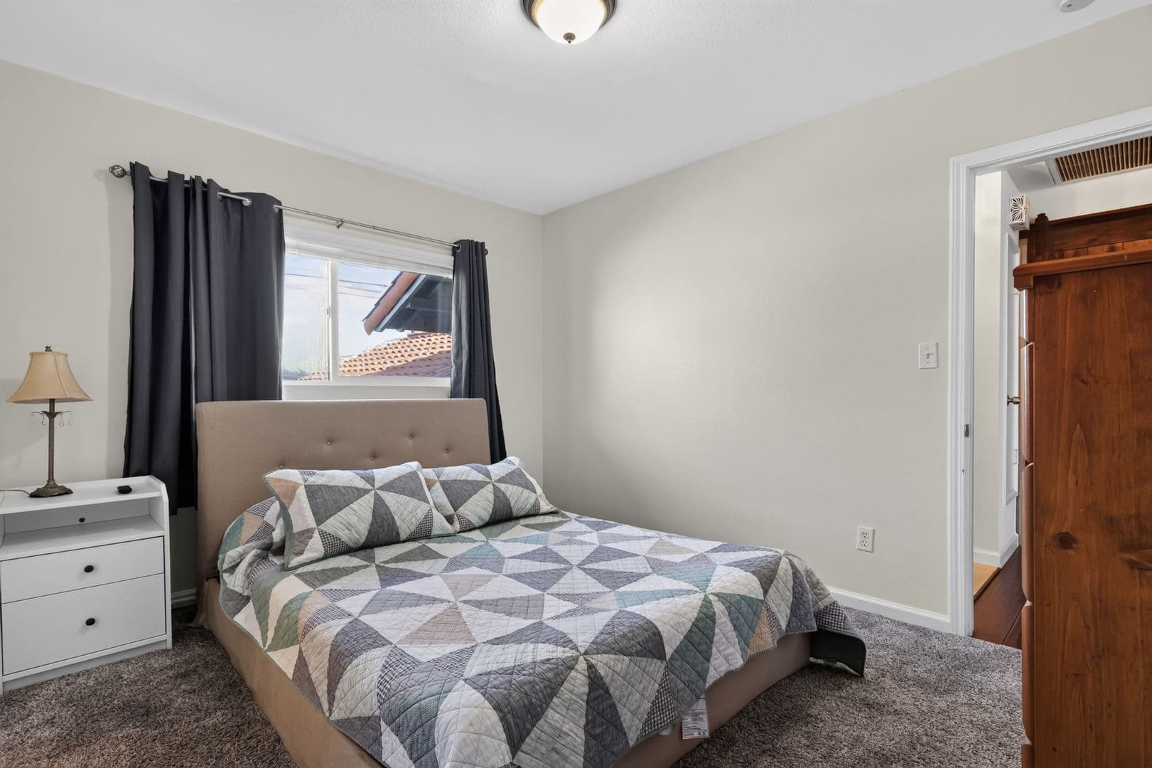 San Diego House: 832 Alvin Street