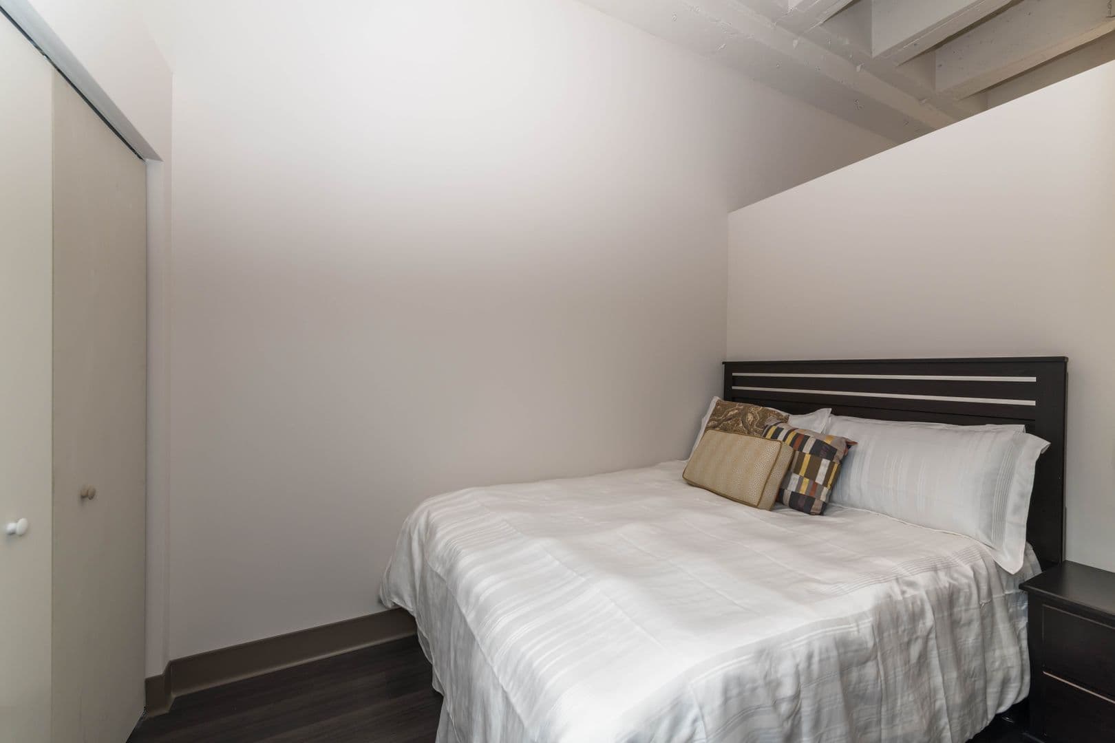 Chicago Apartment: 820 S. Michigan Ave.