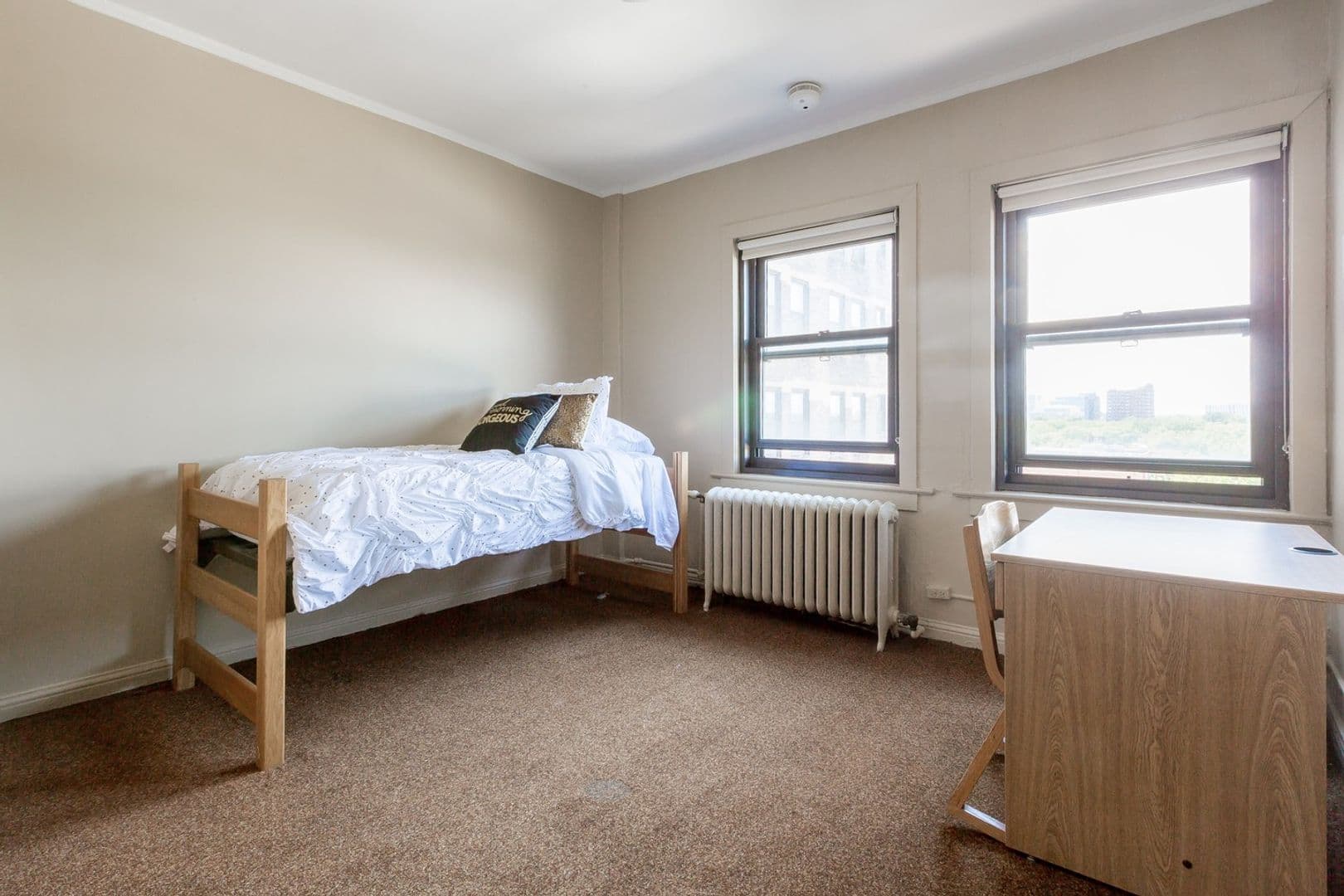 Chicago Apartment: 5540 S. Hyde Park Blvd.