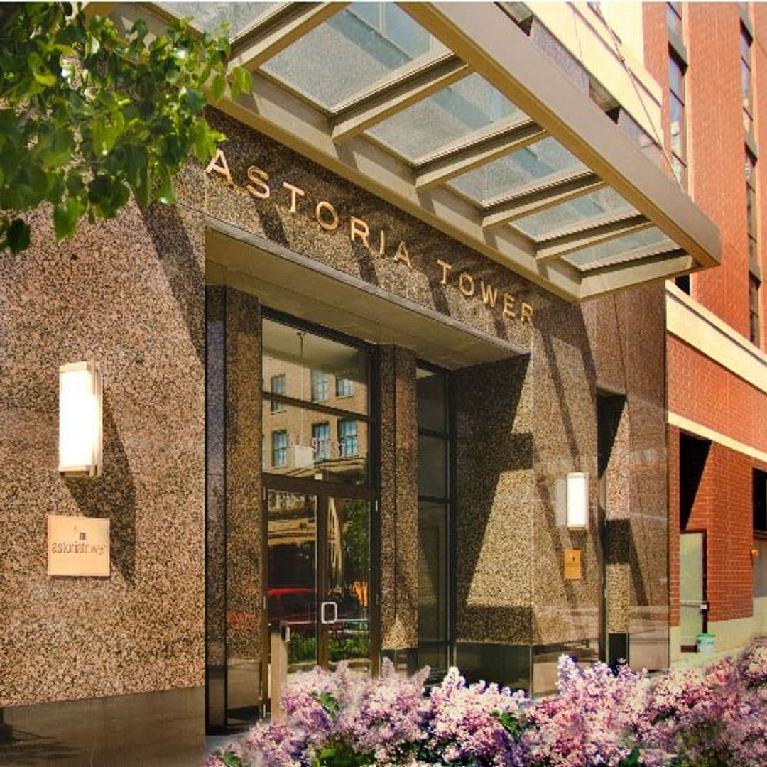 Chicago Apartment: 8 E. 9th St.
