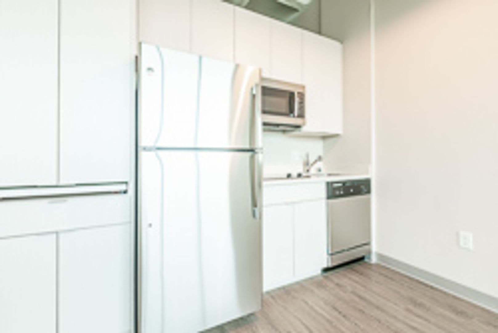 Milwaukee Apartment: 735 W. Wisconsin Ave.