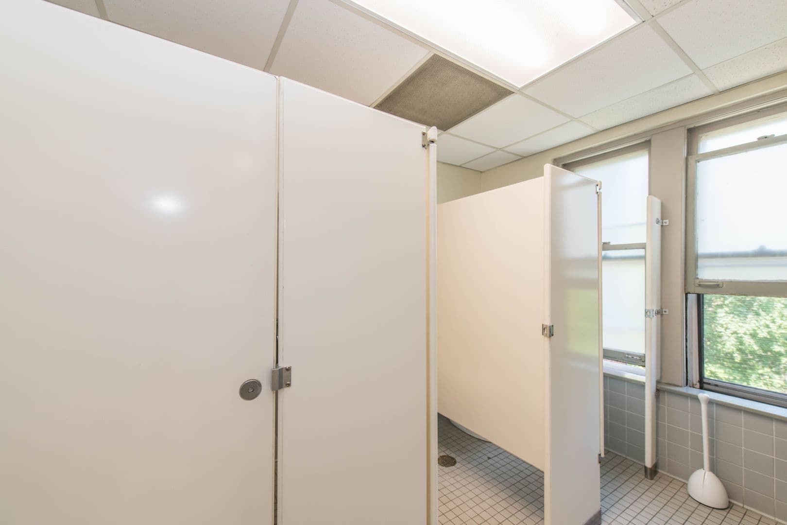 Chicago Apartment: 5445 S. Ingleside Ave.