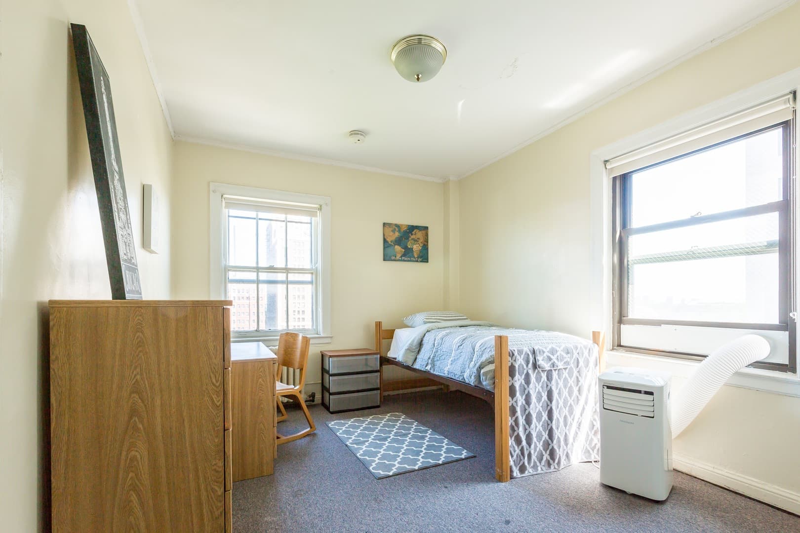 Chicago Apartment: 5540 S. Hyde Park Blvd.