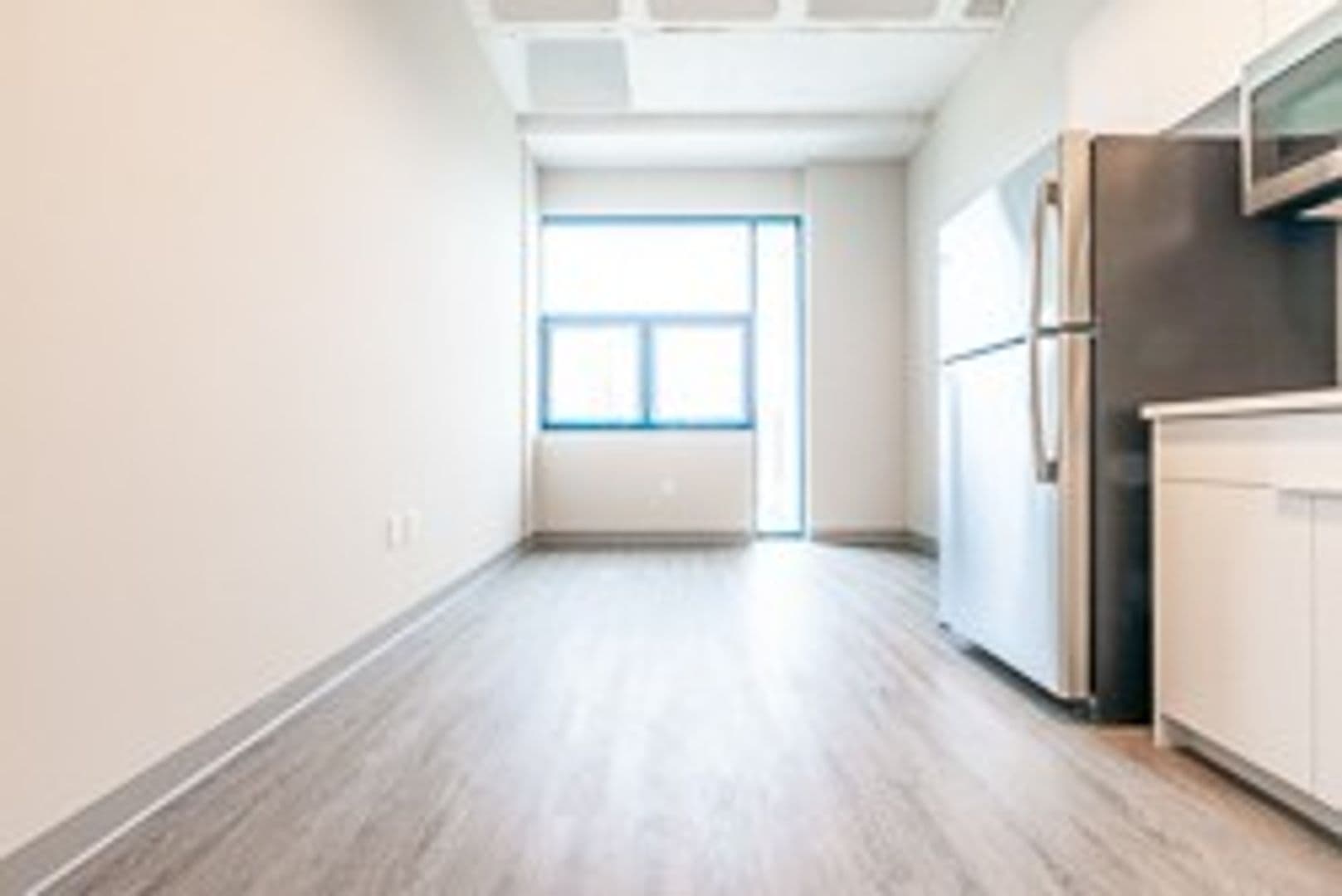 Milwaukee Apartment: 735 W. Wisconsin Ave.