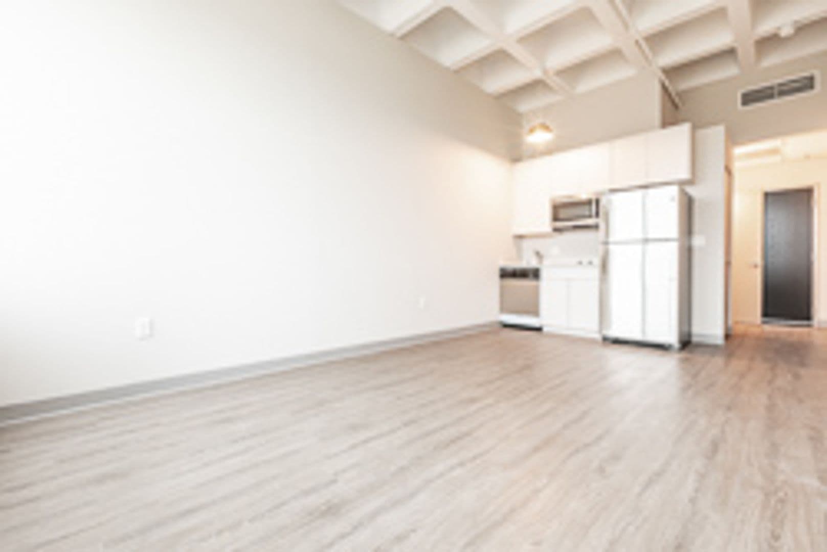 Milwaukee Apartment: 735 W. Wisconsin Ave.