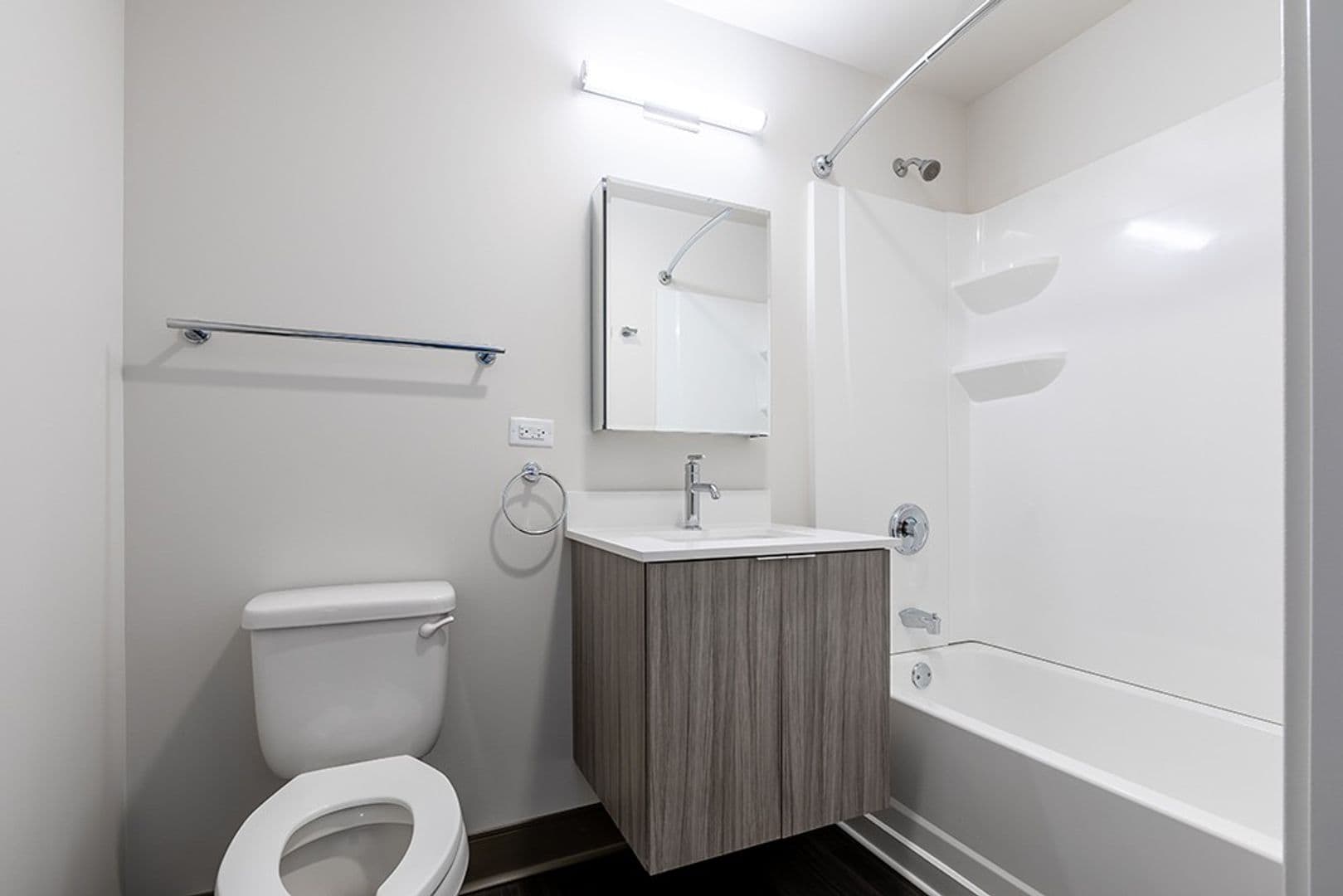 Chicago Apartment: 820 S. Michigan Ave.