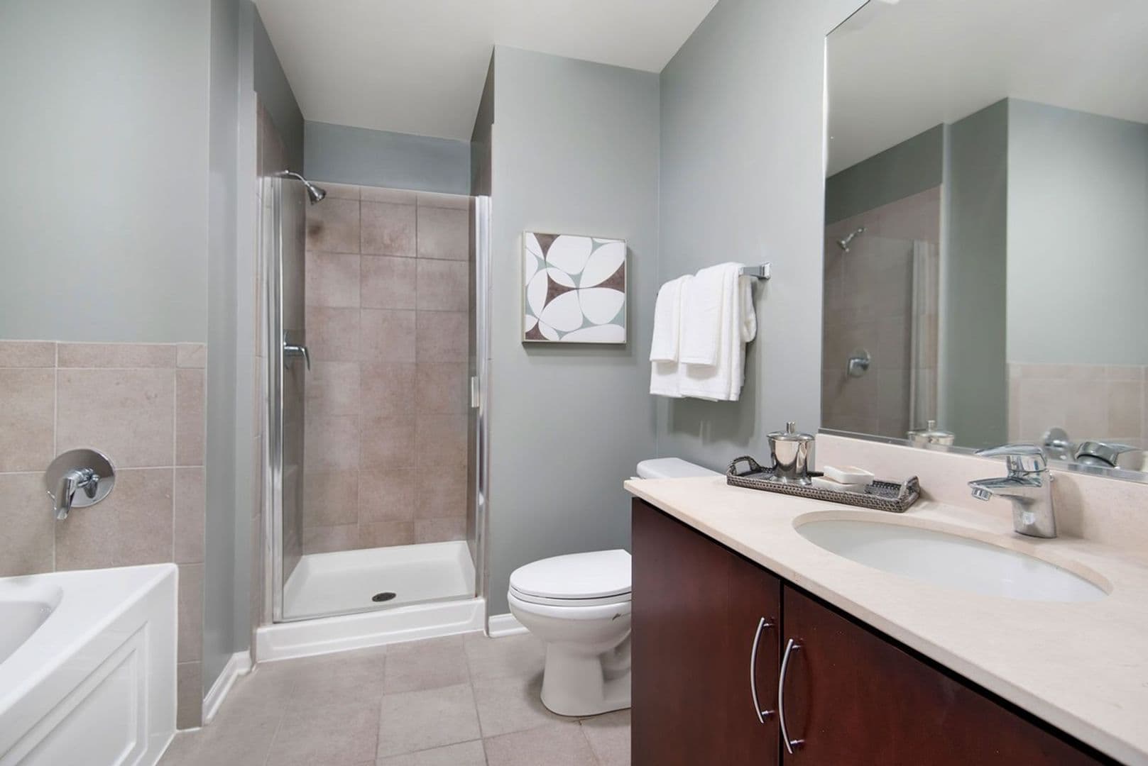 Chicago Apartment: 8 E. 9th St.