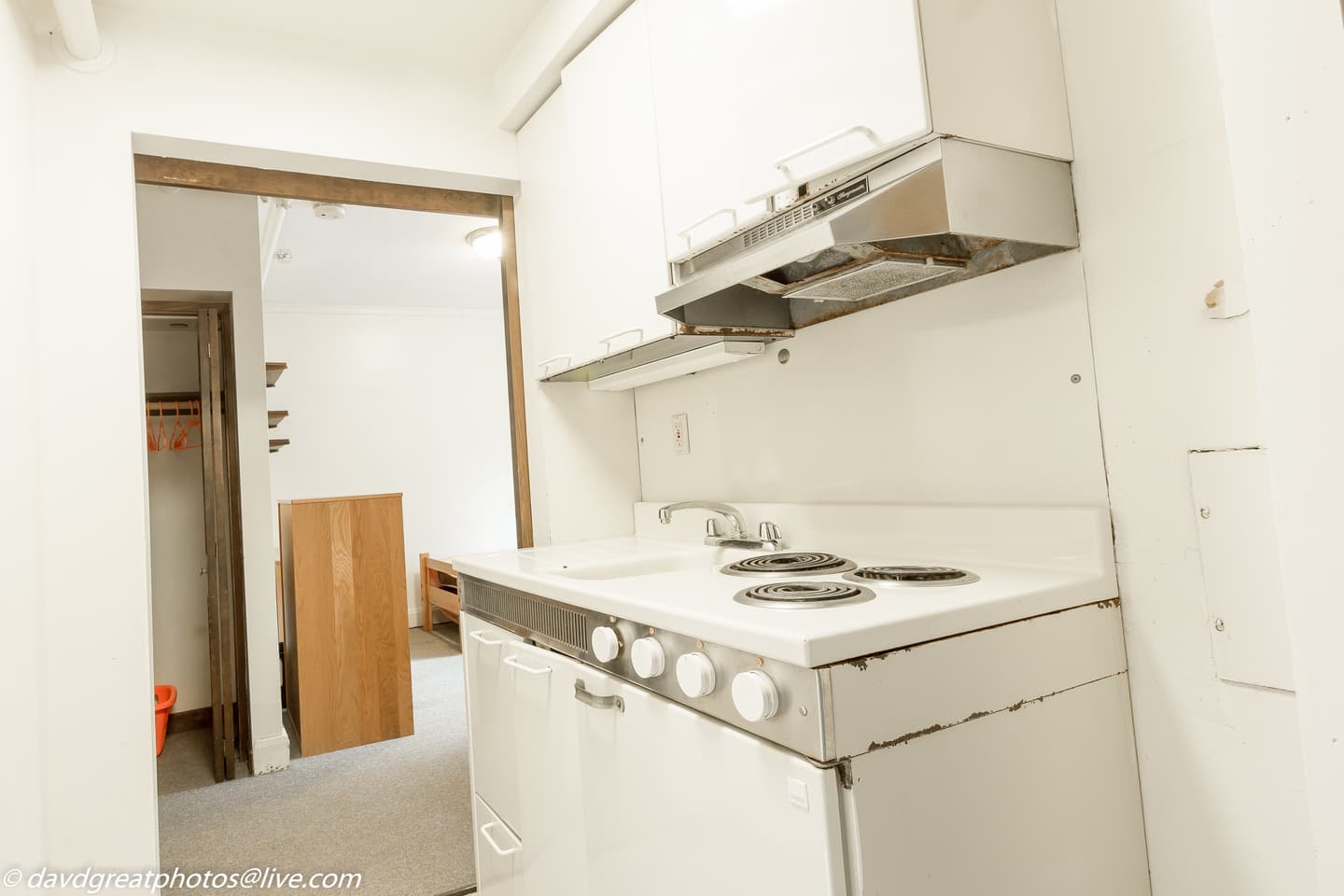 Chicago Apartment: 5748 S. Blackstone Ave.