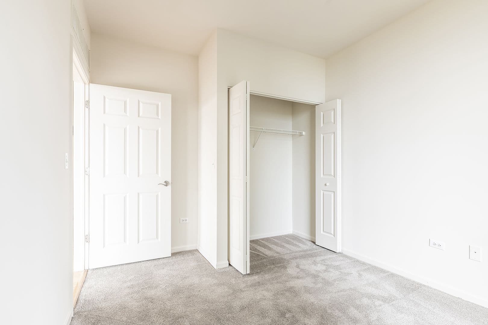 Chicago Apartment: 8 E. 9th St.