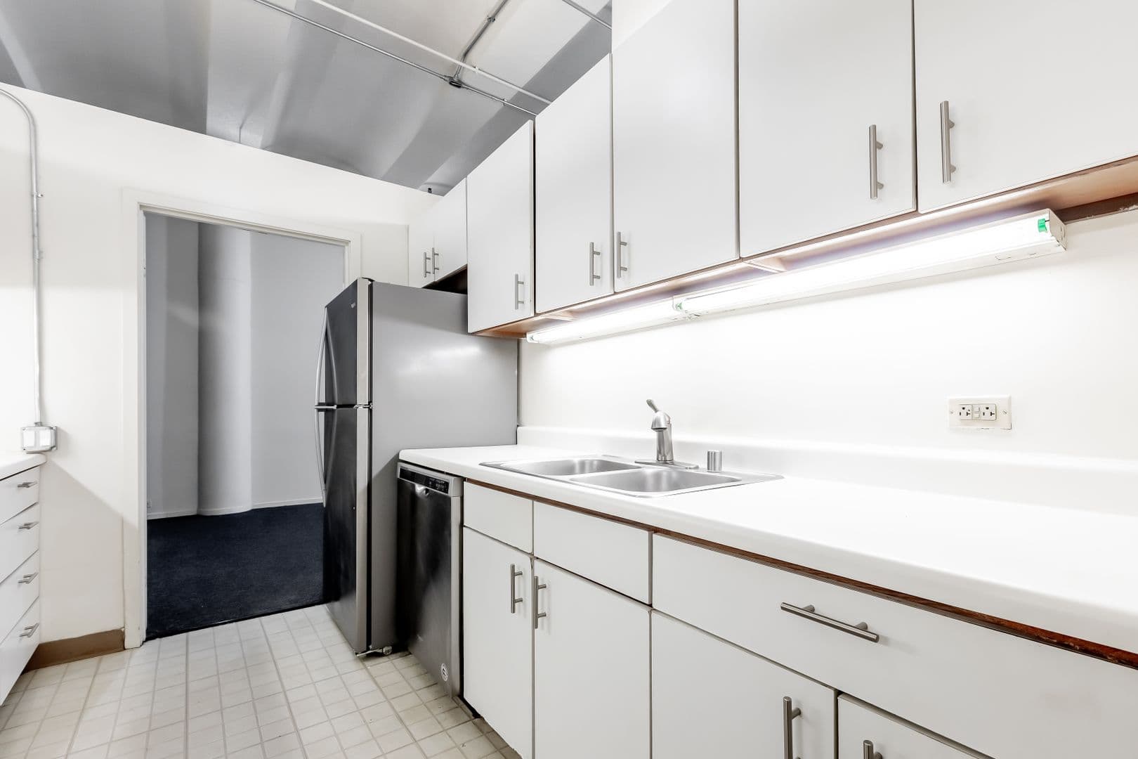 Chicago Apartment: 731 S. Plymouth Ct.