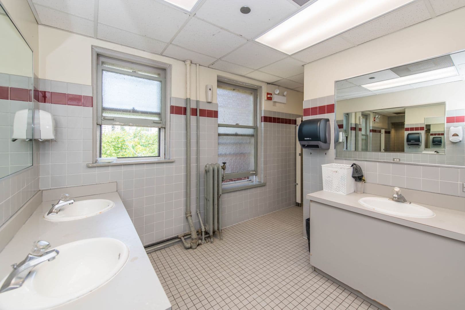 Chicago Apartment: 5445 S. Ingleside Ave.