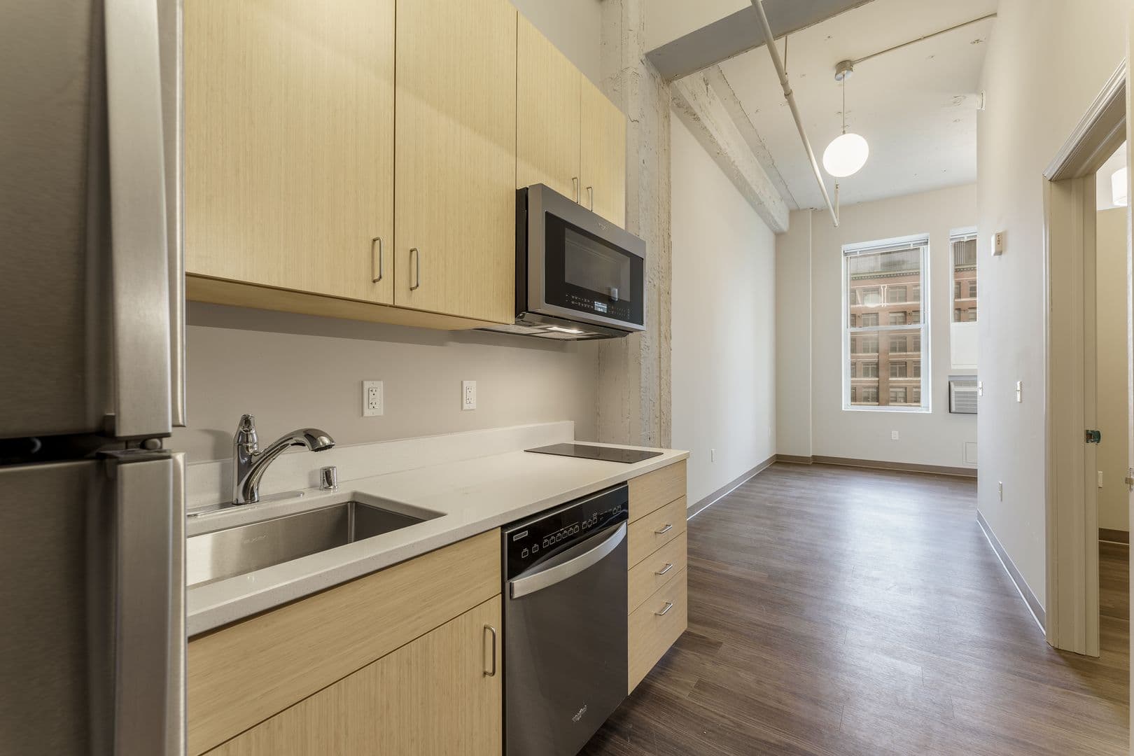 Milwaukee Apartment: 740 N. Plankinton Ave.