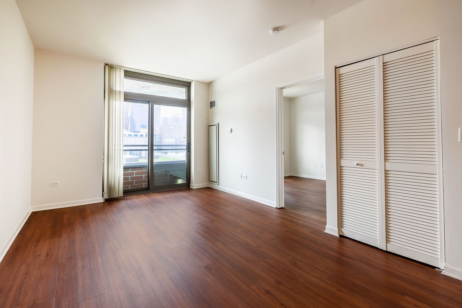 Chicago Apartment: 8 E. 9th St.