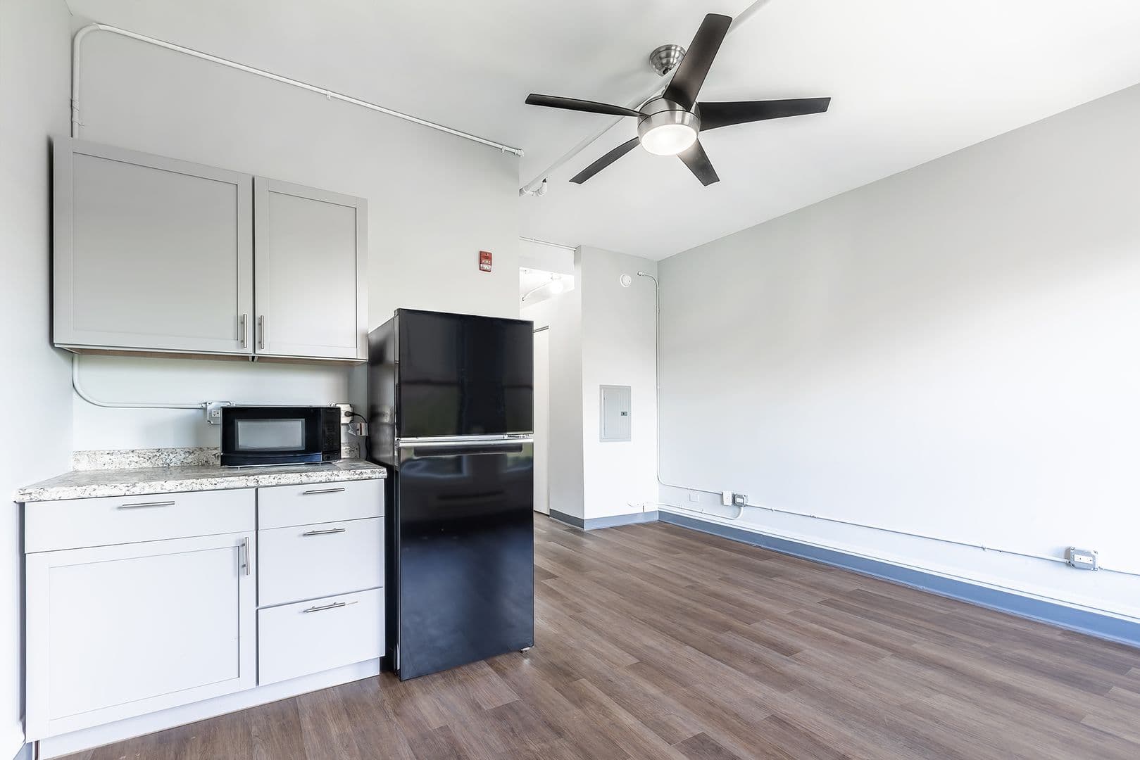 Chicago Apartment: 5401 S. Cornell Ave.