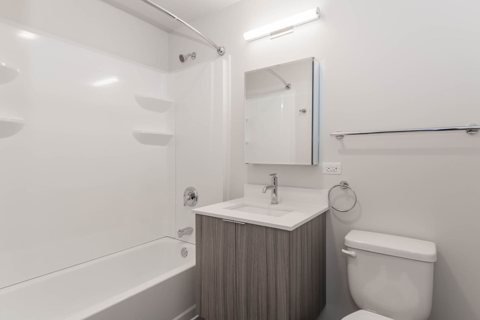 Chicago Apartment: 820 S. Michigan Ave.