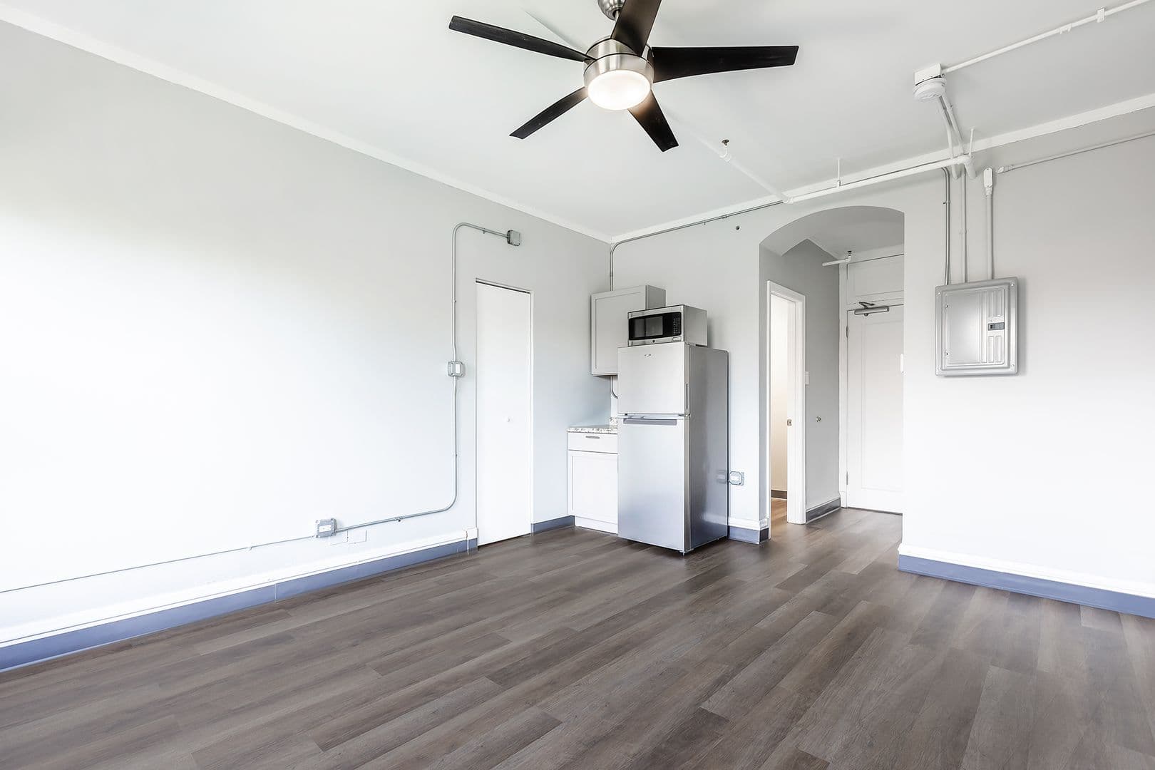 Chicago Apartment: 5401 S. Cornell Ave.