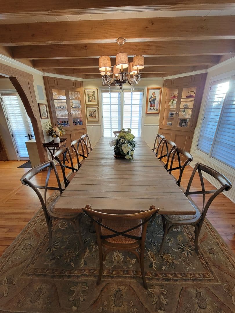 Laguna Beach House: 360 Aster Street