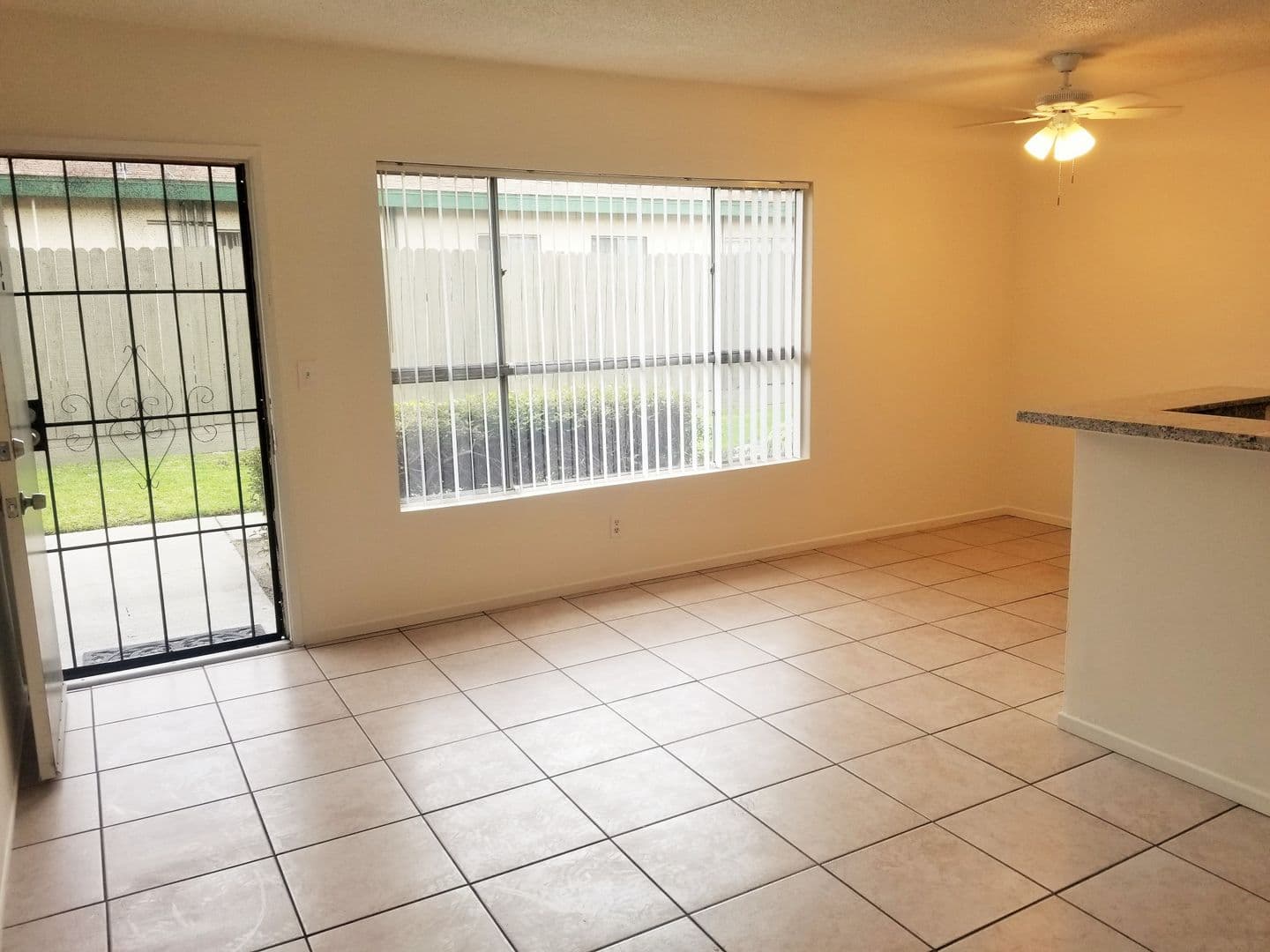 Anaheim Apartment: 2109 E Westport Dr