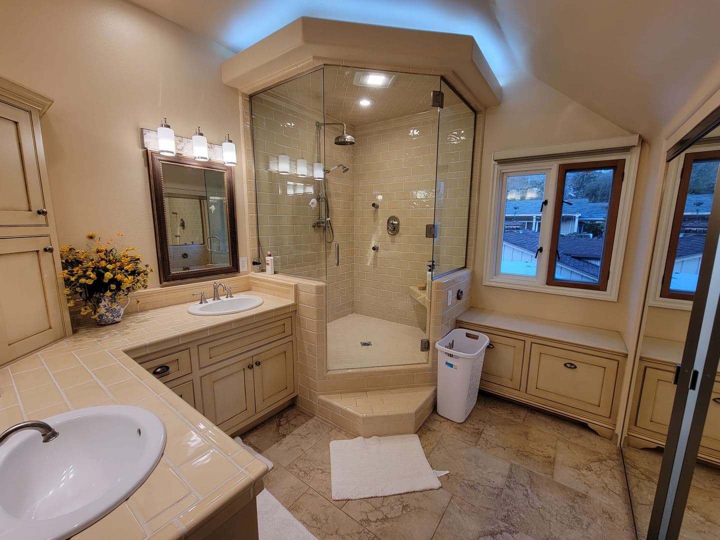 Laguna Beach House: 360 Aster Street