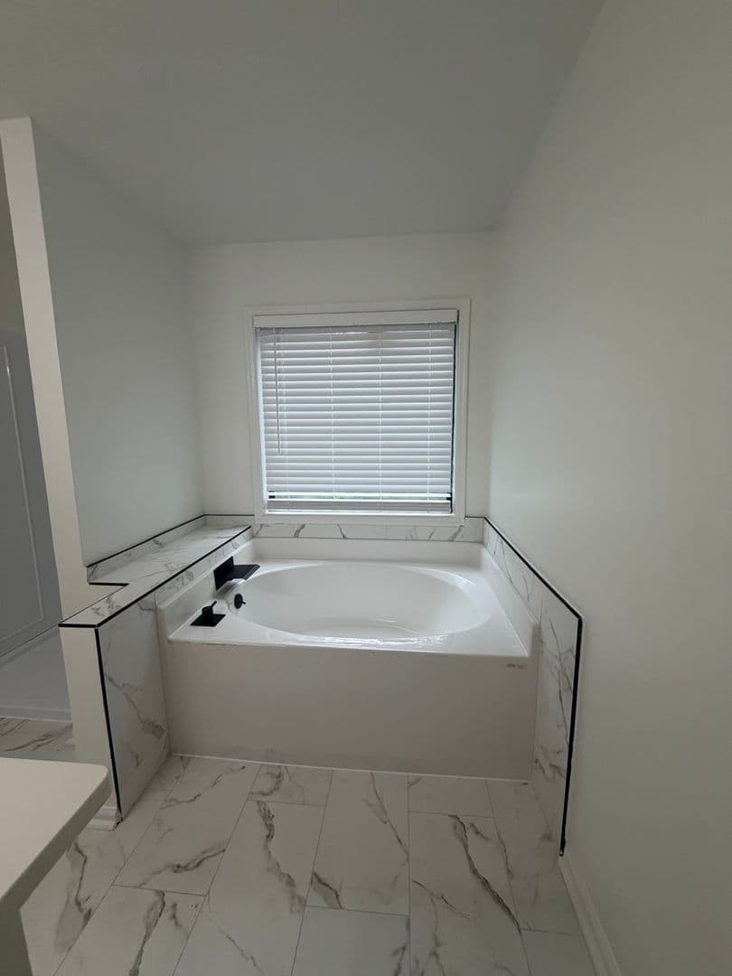 Stockbridge House: 250 Northbridge Drive