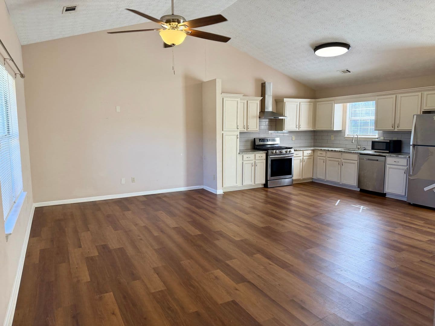McDonough House: 307 Mill Glen Court