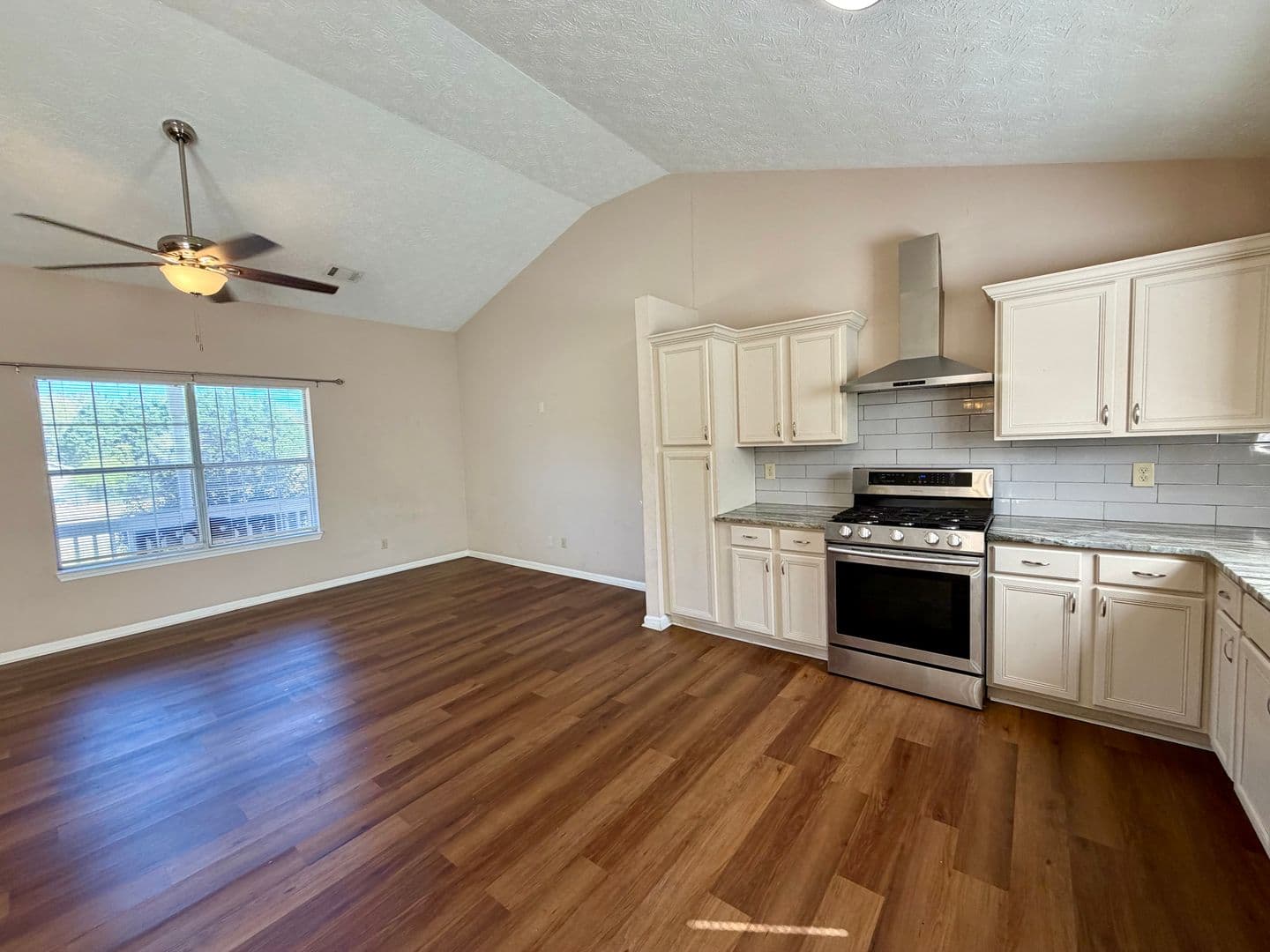 McDonough House: 307 Mill Glen Court