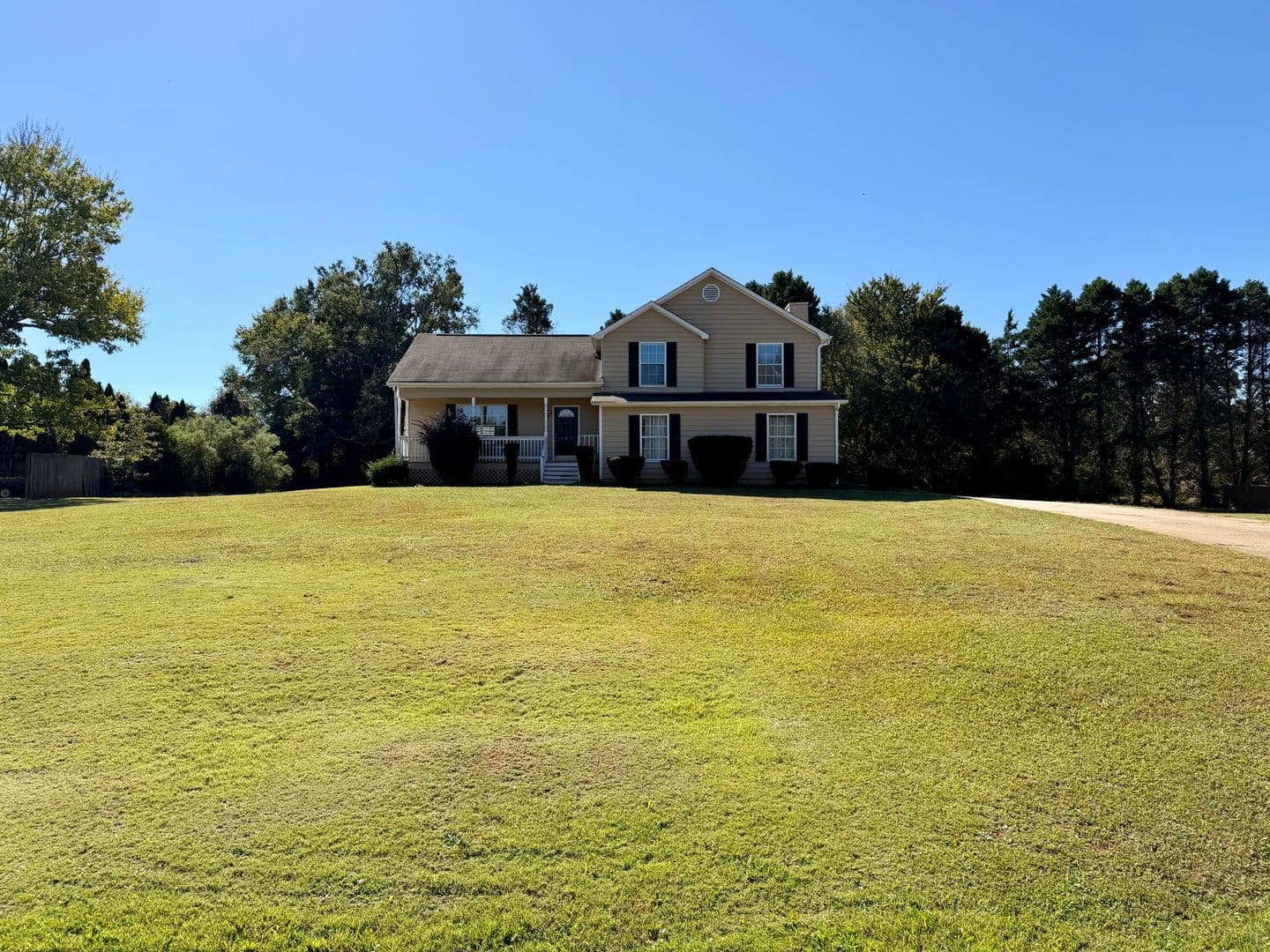 McDonough House: 307 Mill Glen Court