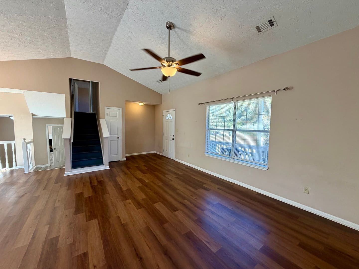 McDonough House: 307 Mill Glen Court