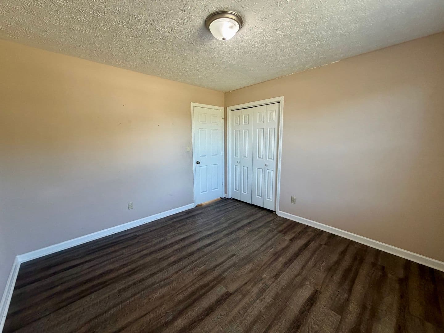 McDonough House: 307 Mill Glen Court
