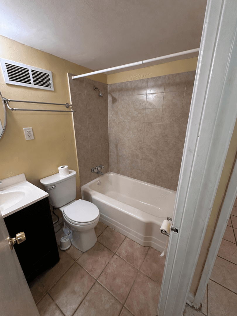 Atlanta Condo: 699 Argonne Ave NE Unit 103