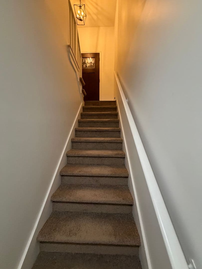 Stockbridge House: 250 Northbridge Drive