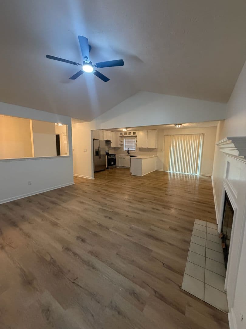 Stockbridge House: 250 Northbridge Drive