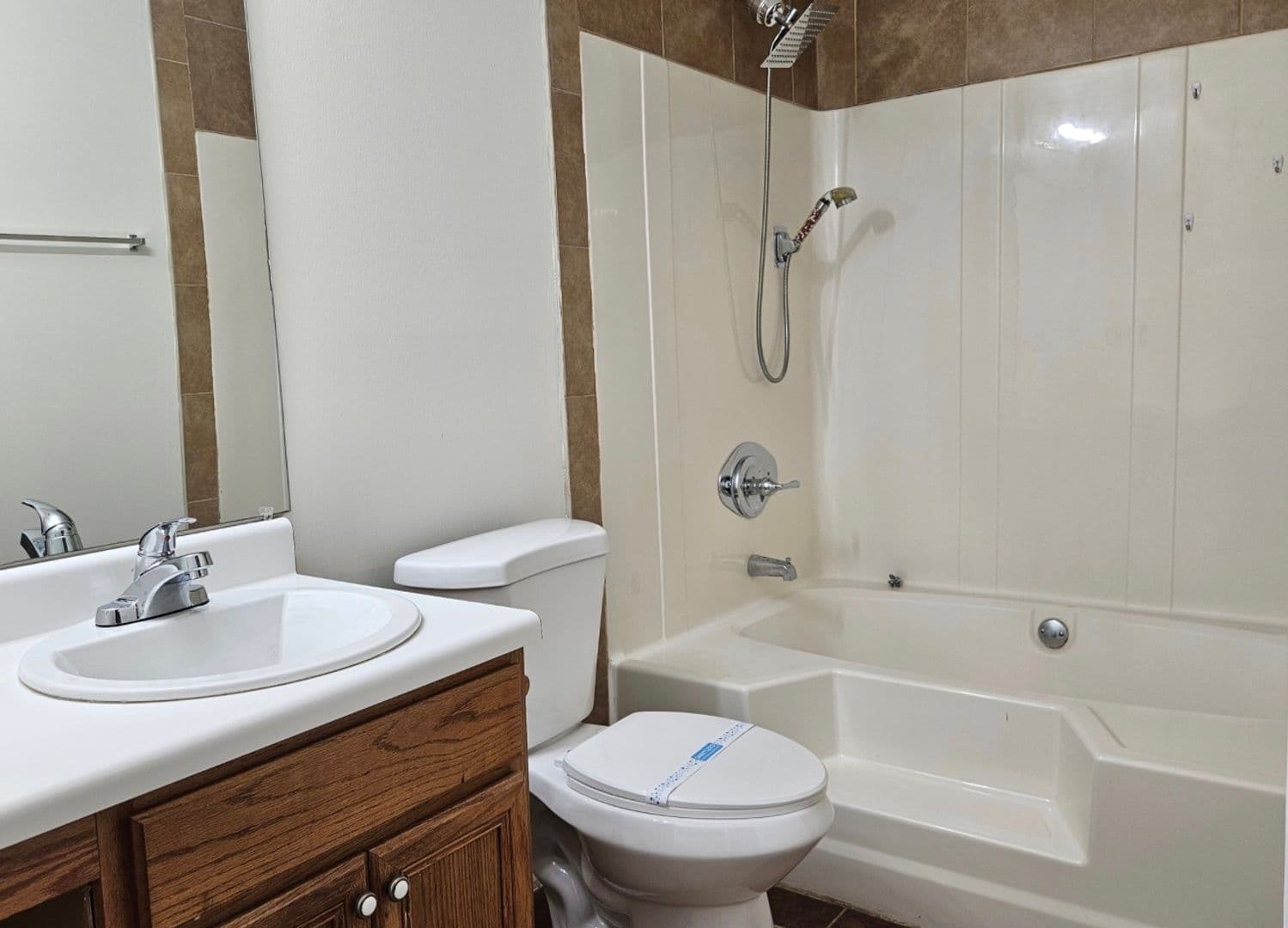 Rex House: 3172 Creekwood Drive