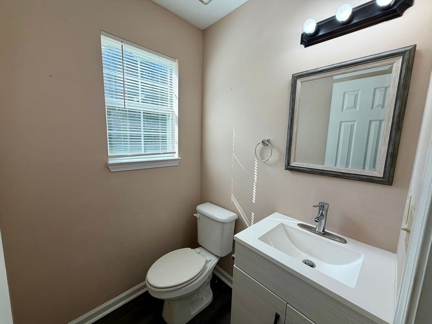 McDonough House: 307 Mill Glen Court