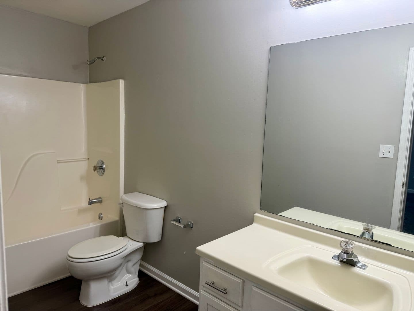 Atlanta House: 2285 Butner Road SW