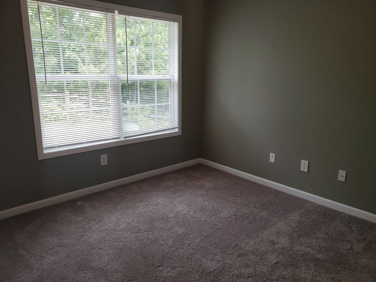 Kennesaw Townhome: 2125 Goldwaite Ct NW #10