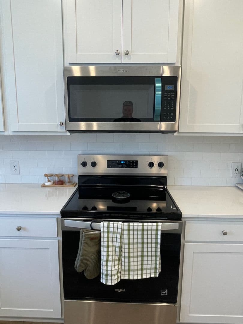 Mableton Townhome: 6203 Honeybell Alley